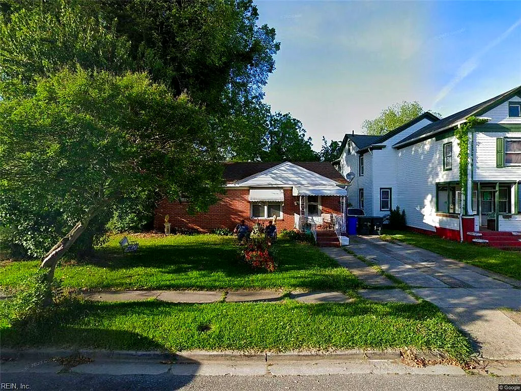 210 Hough Ave AVE, NORFOLK VA 23523