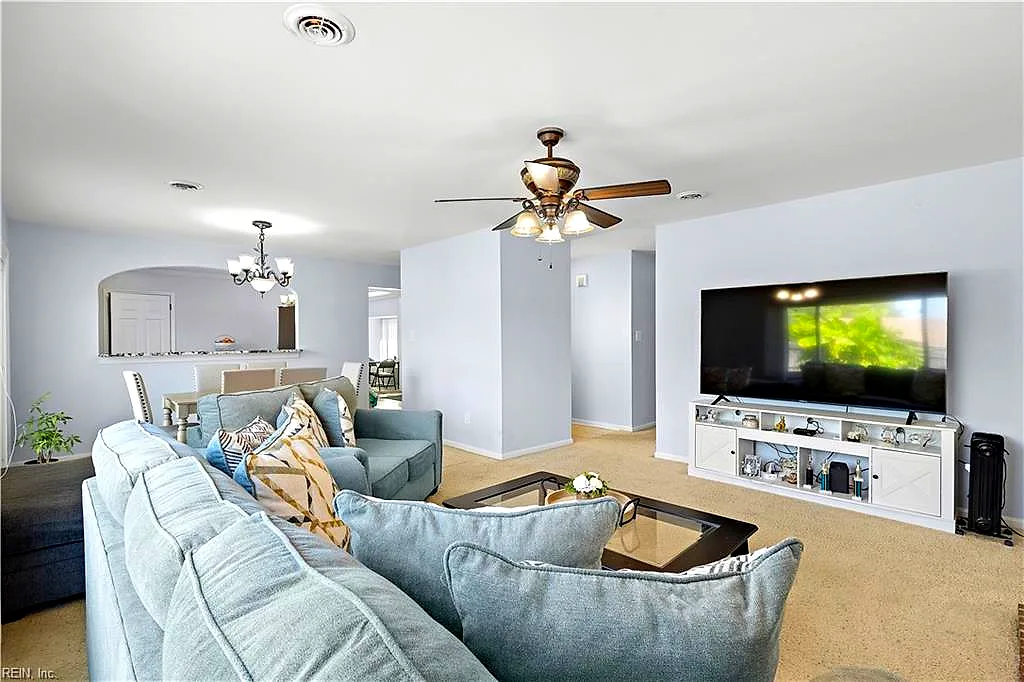 115 Virginia Dr, Newport News — photo