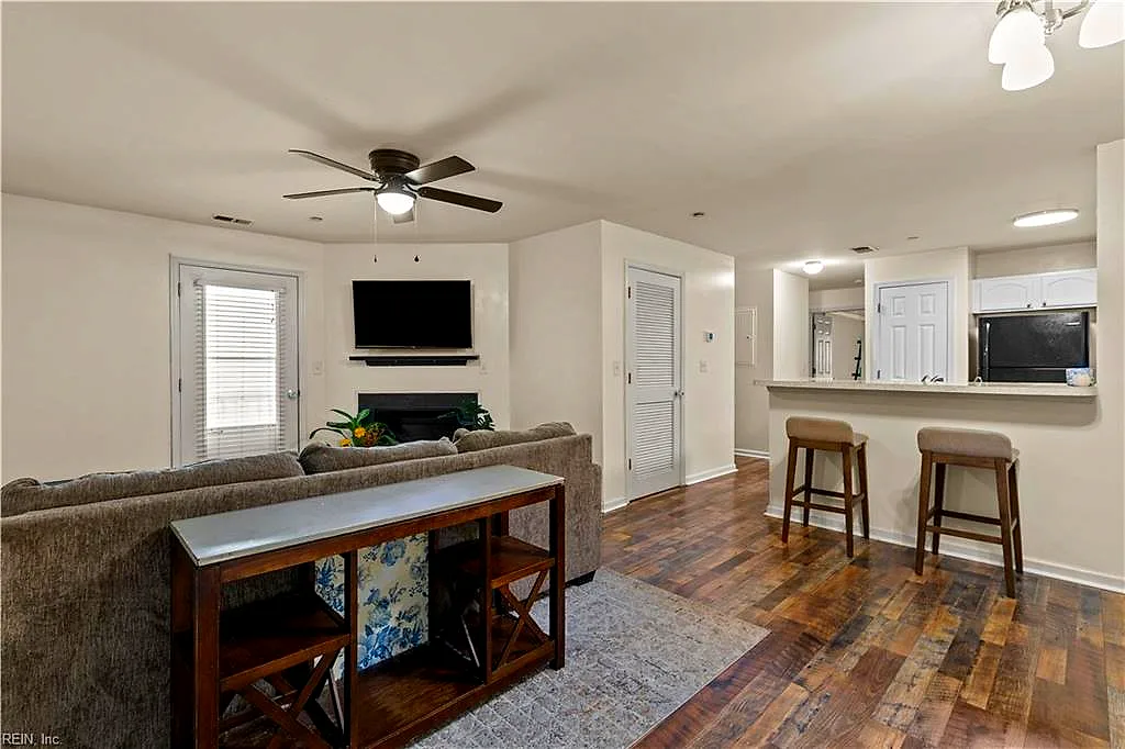 408 Egret Lndg #202, Virginia Beach — photo