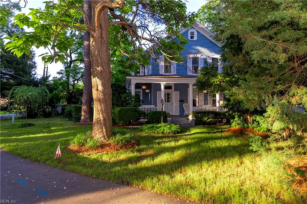 1330 Laurel Cres, Norfolk — photo