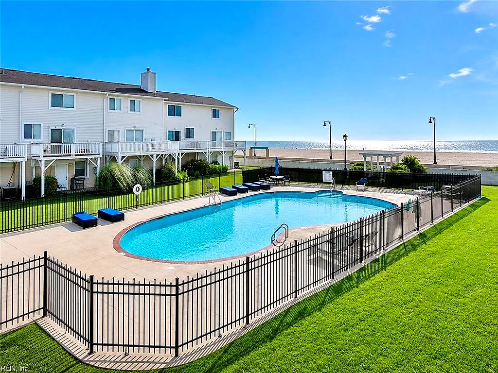 20 Cantamar Ct, Hampton — photo