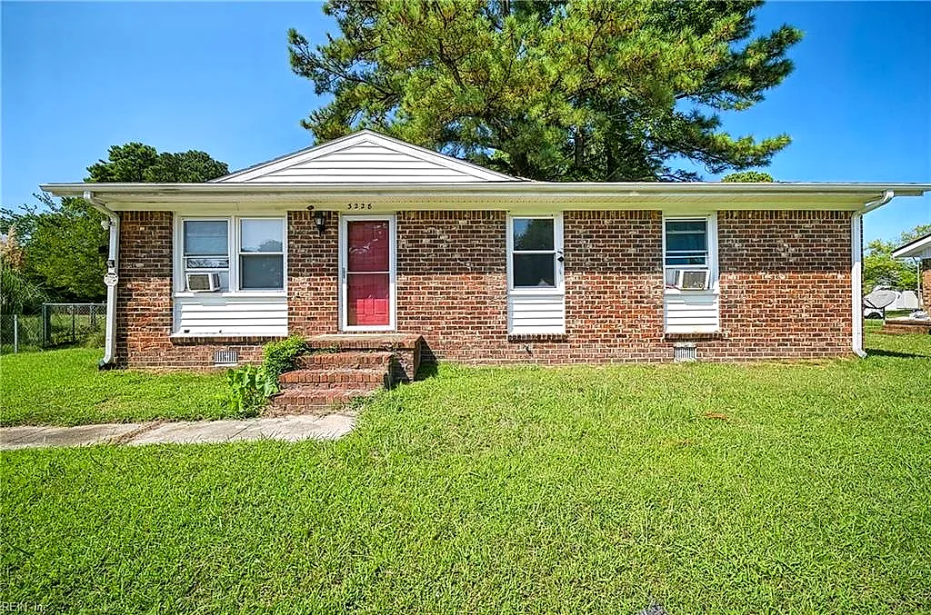 3228 Bangor DR, CHESAPEAKE VA 23321