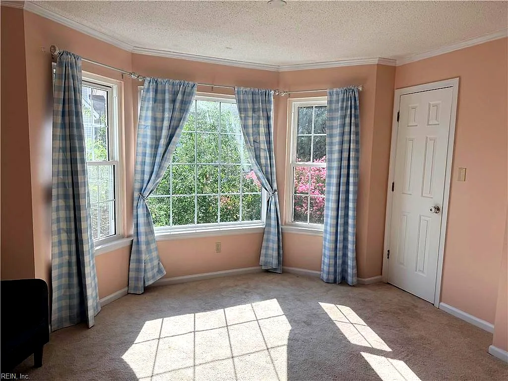 109 Stratford Dr #L, Williamsburg — photo