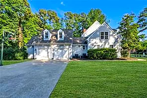 2405 Entrada Dr, Virginia Beach — photo