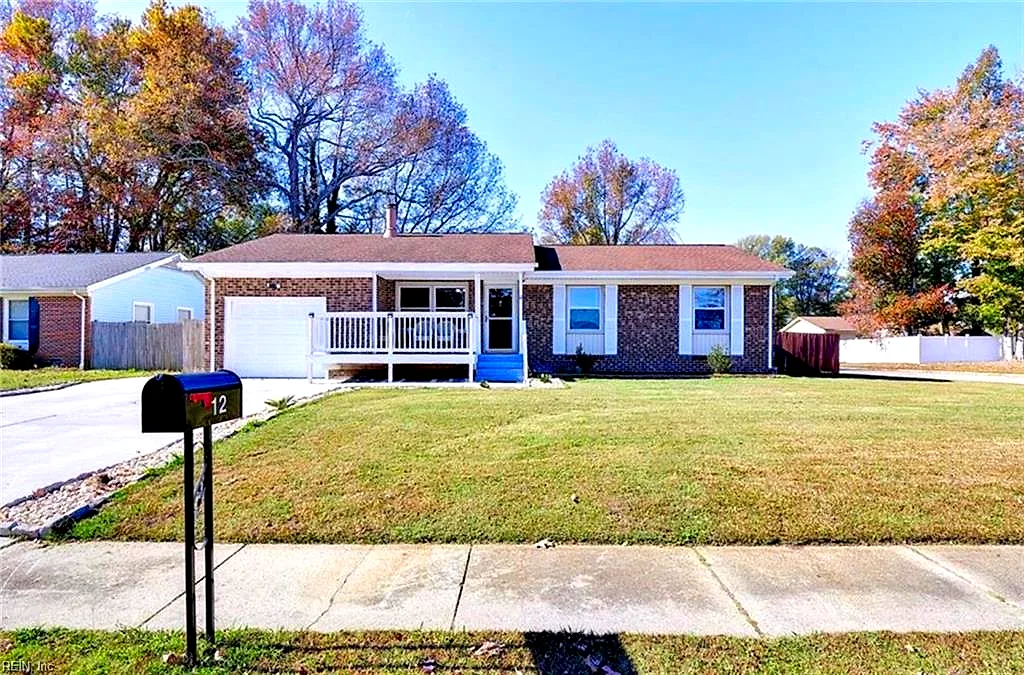 12 Barrington Pl, Hampton — photo