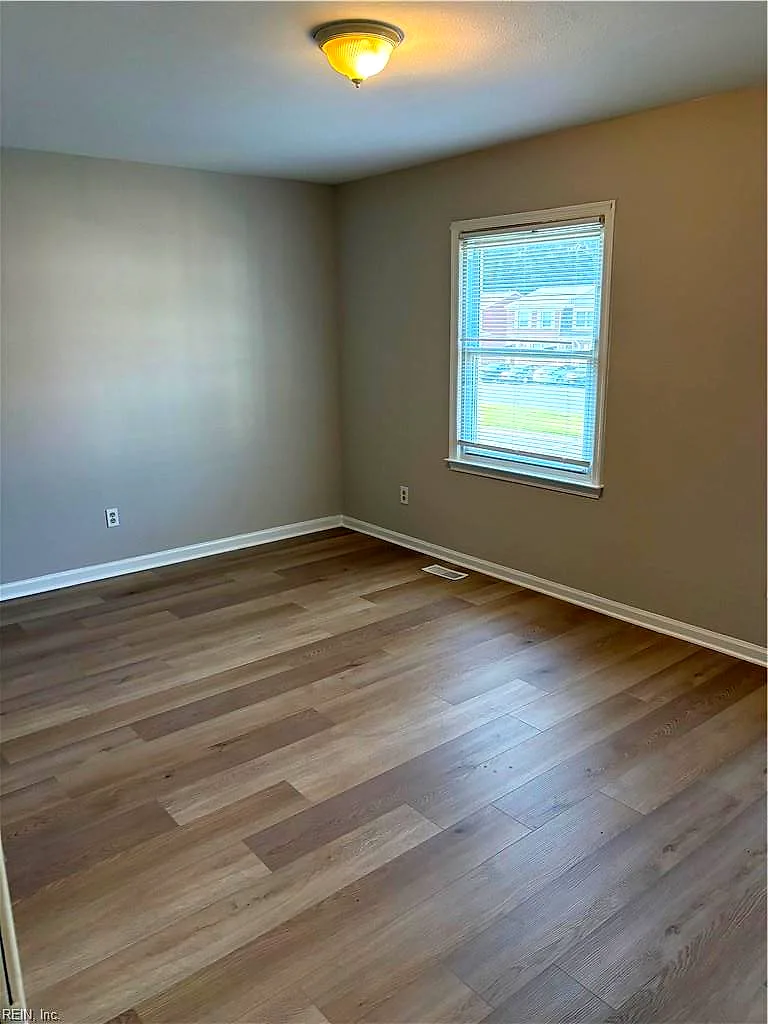 354 Susan Constant Dr, Newport News — photo