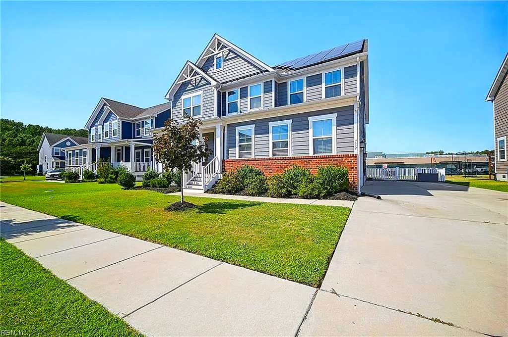 732 Colonel Byrd St, Chesapeake — photo