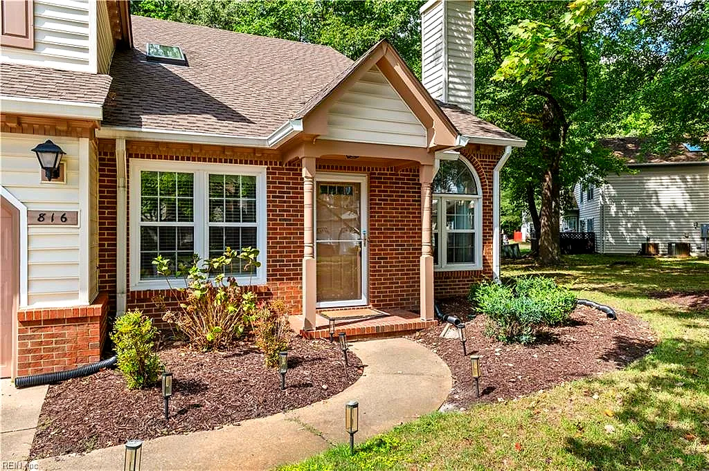 816 Shenandoah River Rd, Chesapeake — photo