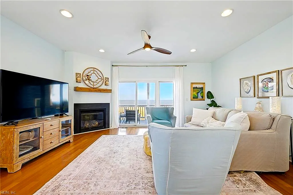 782 W Ocean View Ave, Norfolk — photo