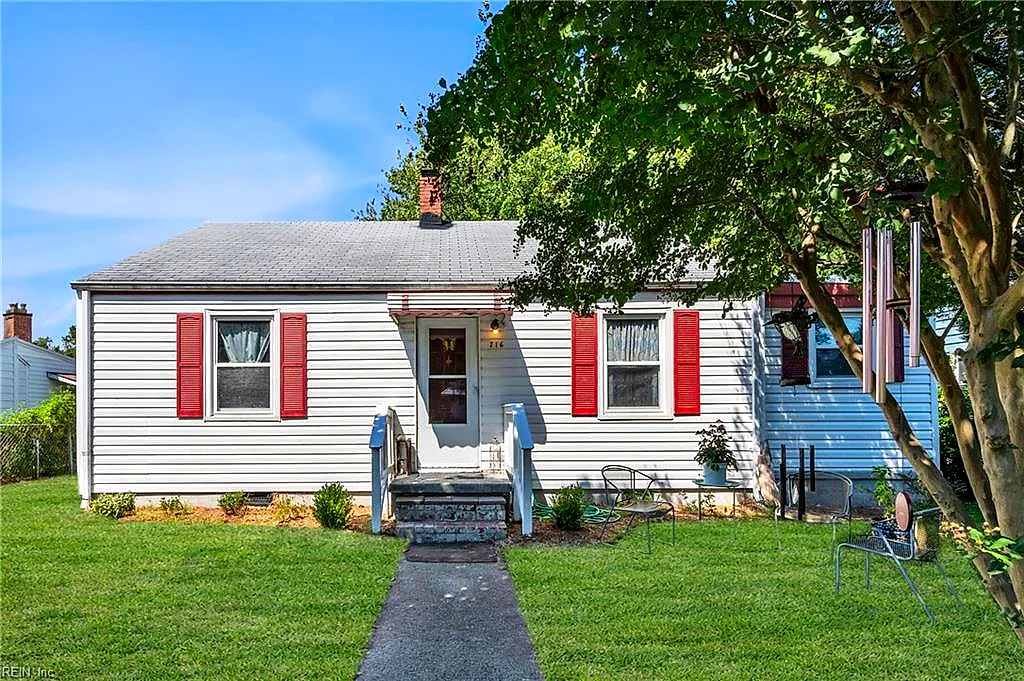 716 Grove ST, HAMPTON VA 23664