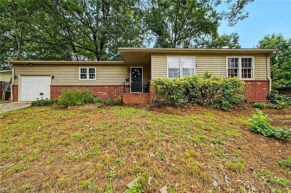 13 Darlene Ln, Newport News — photo