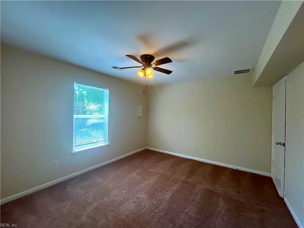 6512 N Military Hwy #A03, Norfolk — photo