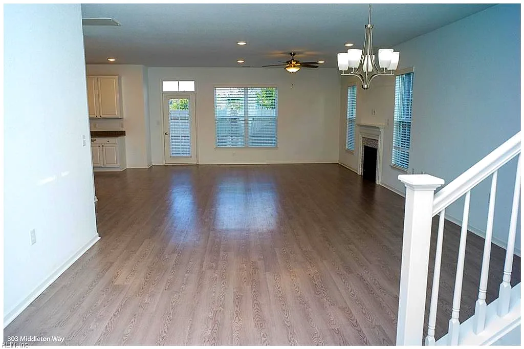 303 Middleton Way, Chesapeake — photo