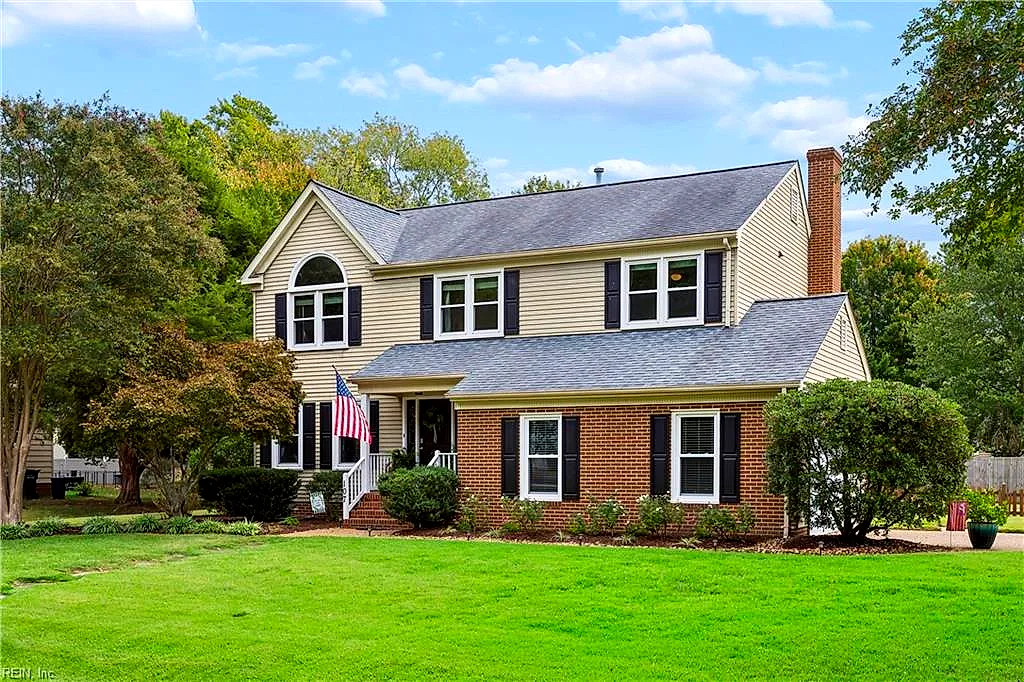 107 Allen Harris Dr, Yorktown — photo