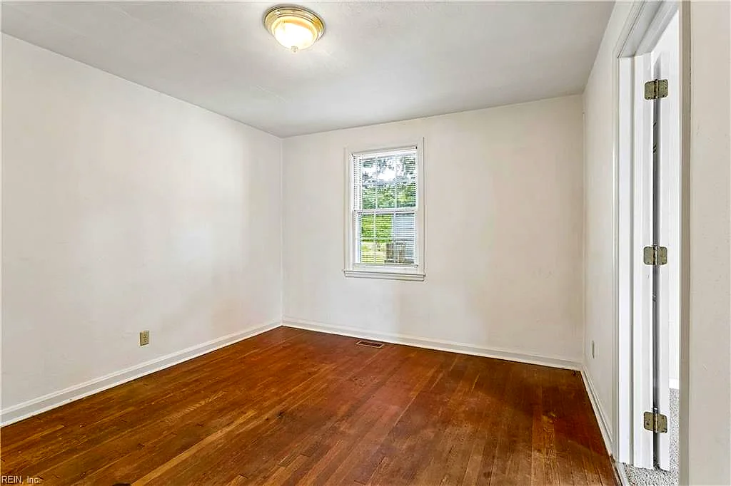 807 Paul St, Newport News — photo