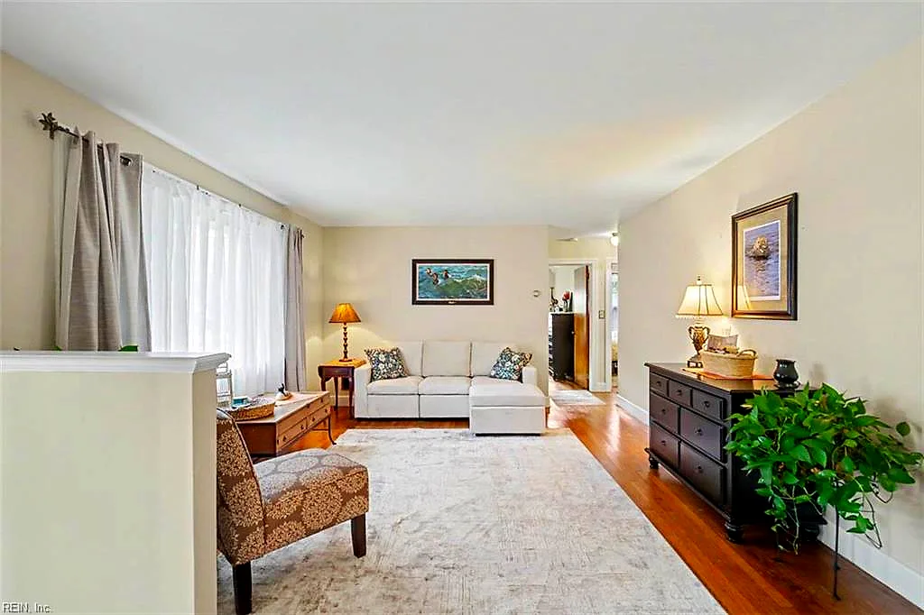 227 Sir Oliver Rd, Norfolk — photo