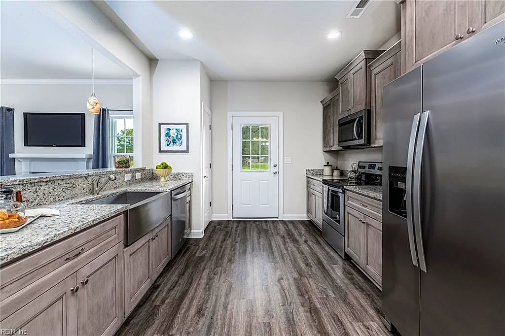 725 Cherry Glade Rd, Elizabeth City — photo