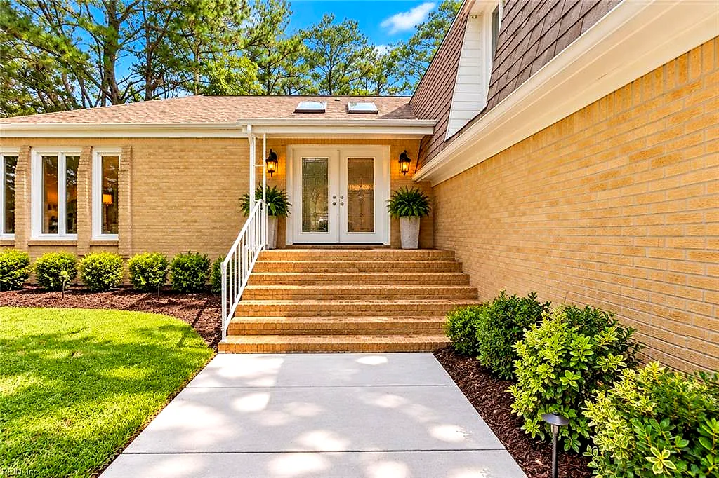 6604 Pinewood Ct, Virginia Beach — photo