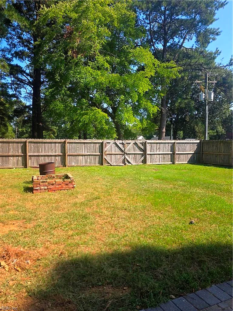 1076 Big Bethel Rd, Hampton — photo