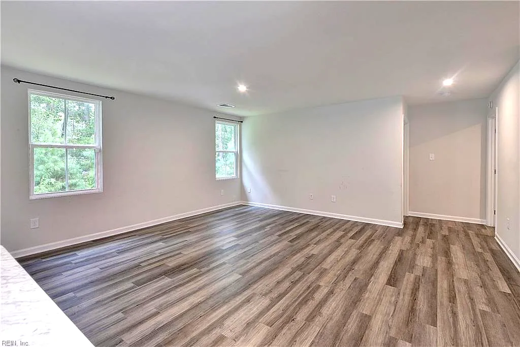 259 Mildred Dr, Williamsburg — photo
