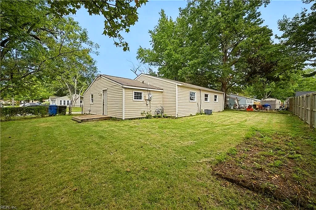3513 Edinburgh Dr Dr, Virginia Beach — photo