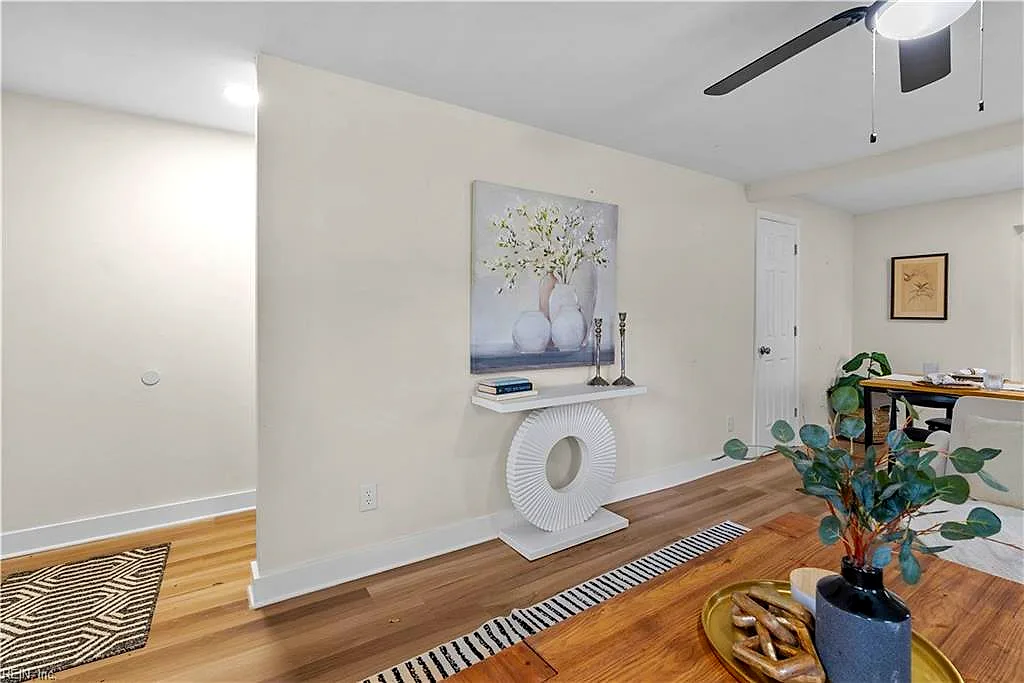5472 Olde Towne Rd, Williamsburg — photo