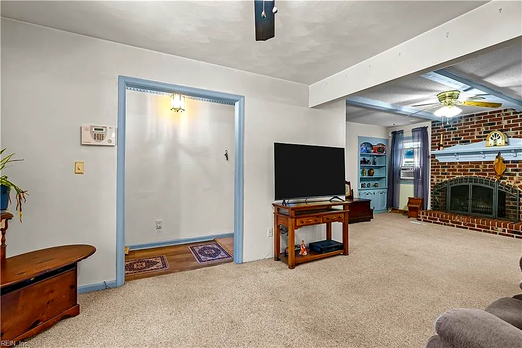 2824 Augusta Cir, Virginia Beach — photo