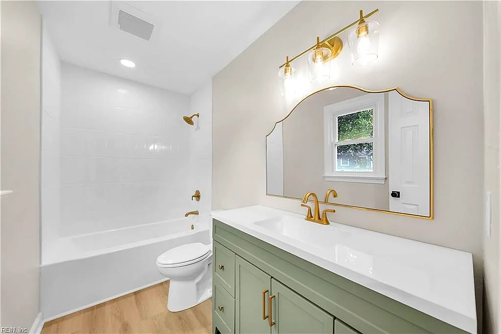 708 Colony Dr, Chesapeake — photo