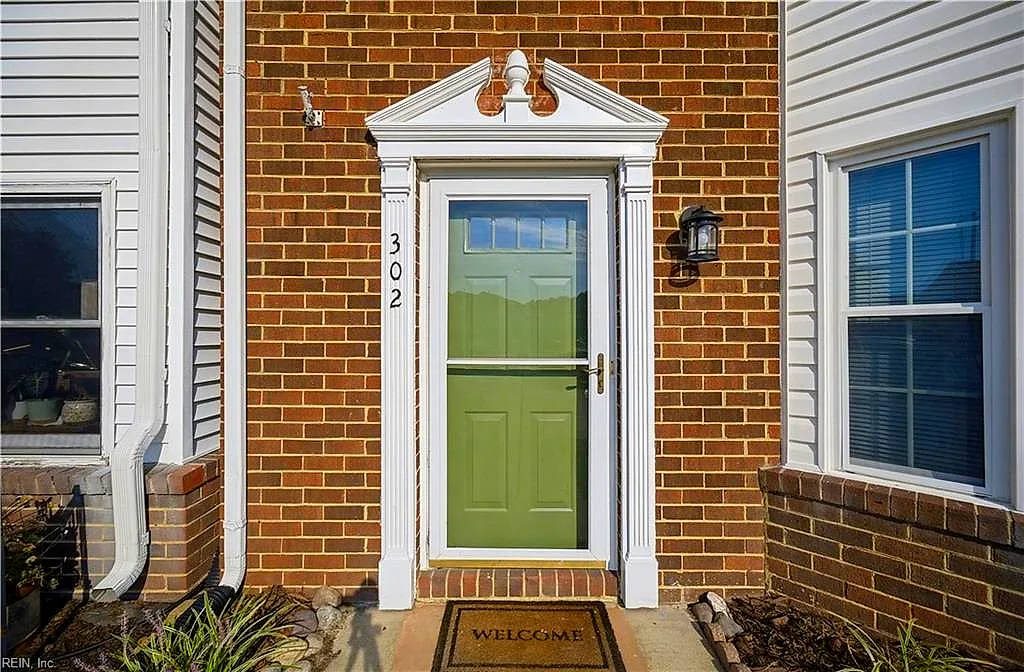 302 Fairfax Ter, Chesapeake — photo