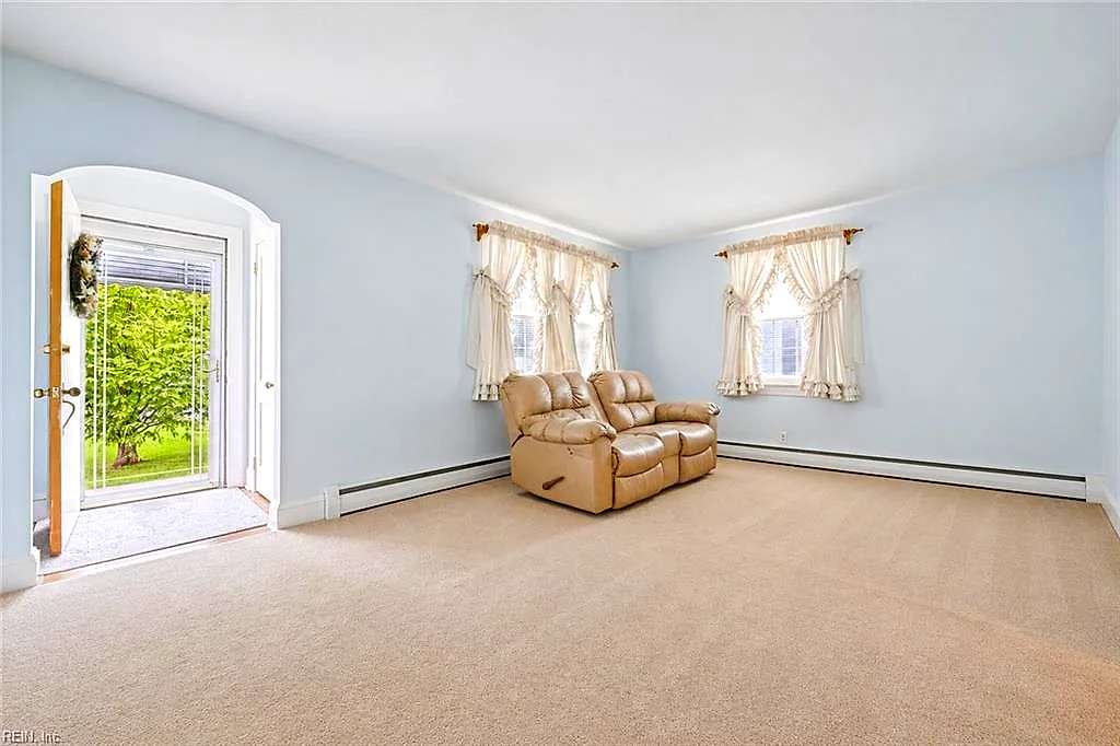 1514 Myrtle Ave, Chesapeake — photo