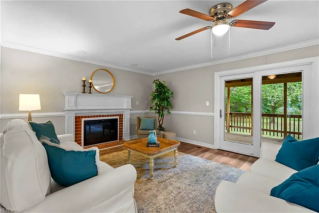 9 Rhodelia Ln, Poquoson — photo