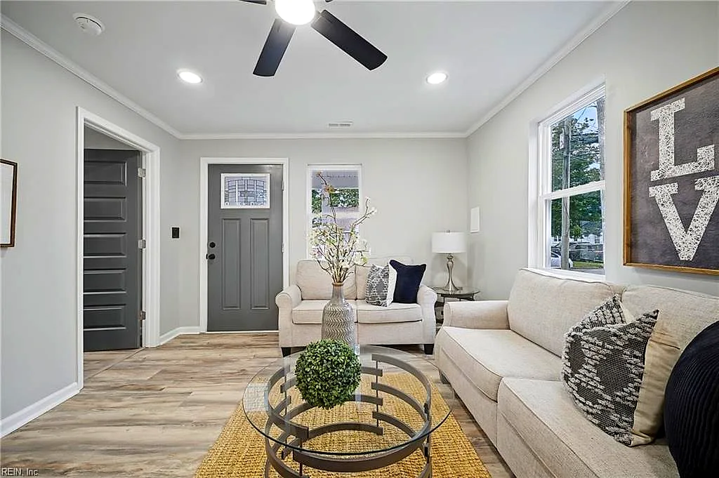 1085 Cascade Blvd, Chesapeake — photo