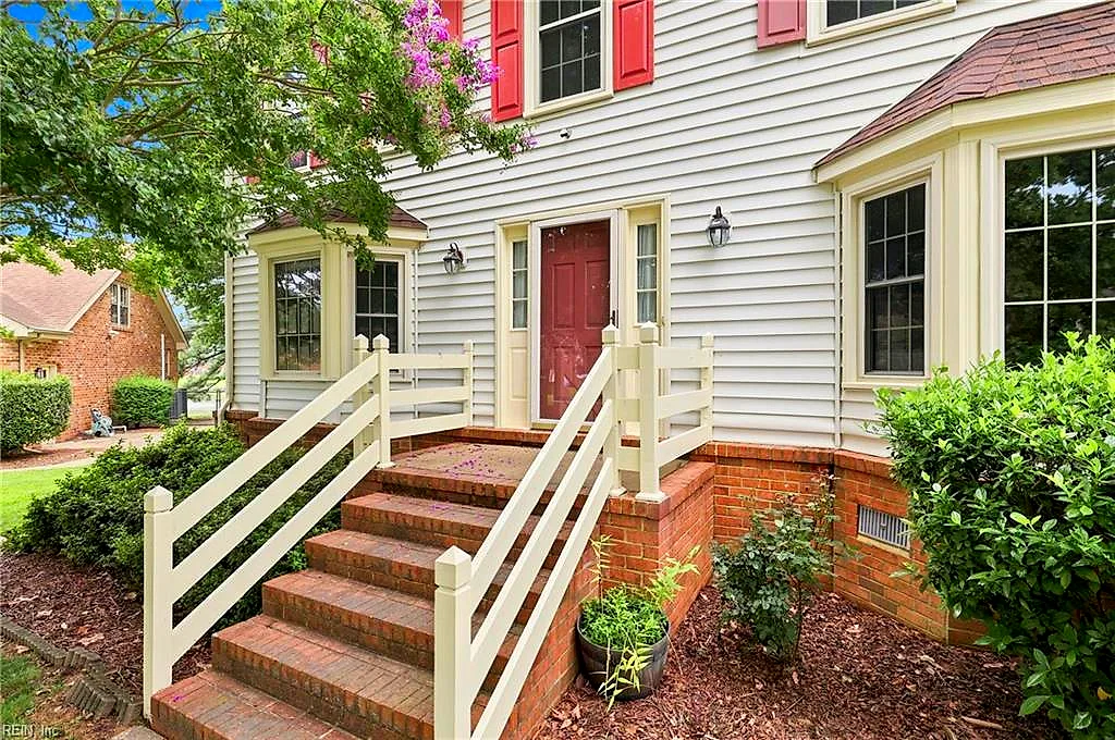 204 Oakengate Turn, Virginia Beach — photo