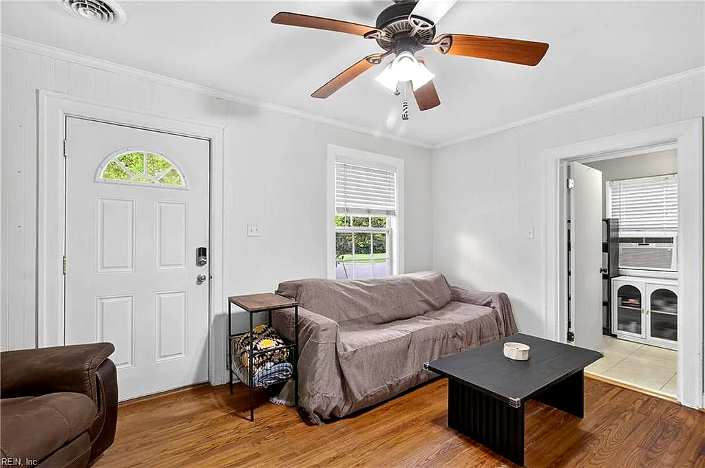 901 Stewart St, Chesapeake — photo