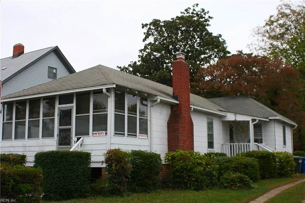 110 Maple Ave, Newport News — photo