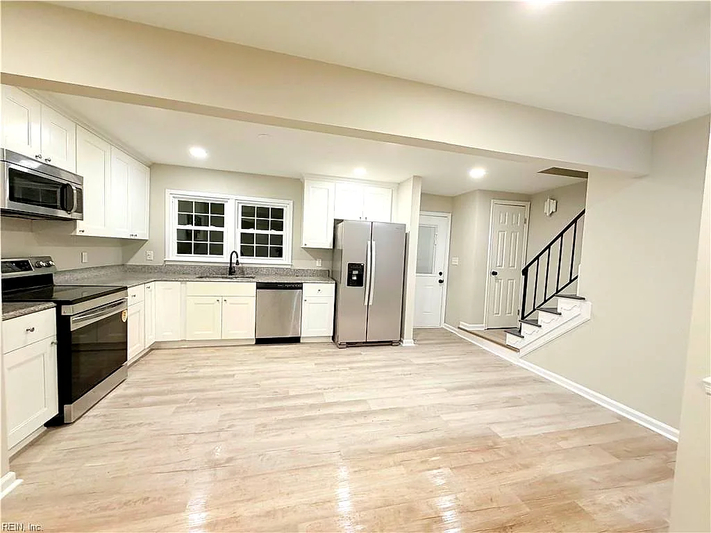 872 Westminster Ln, Virginia Beach — photo