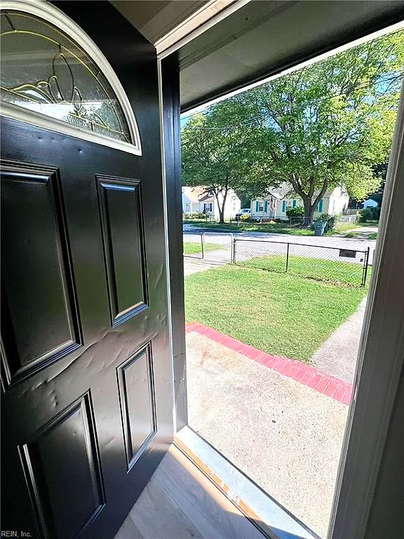 3307 Herbert St, Norfolk — photo
