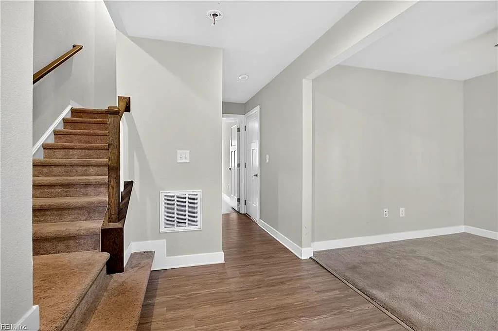 140 Spring Grove Way, Smithfield — photo