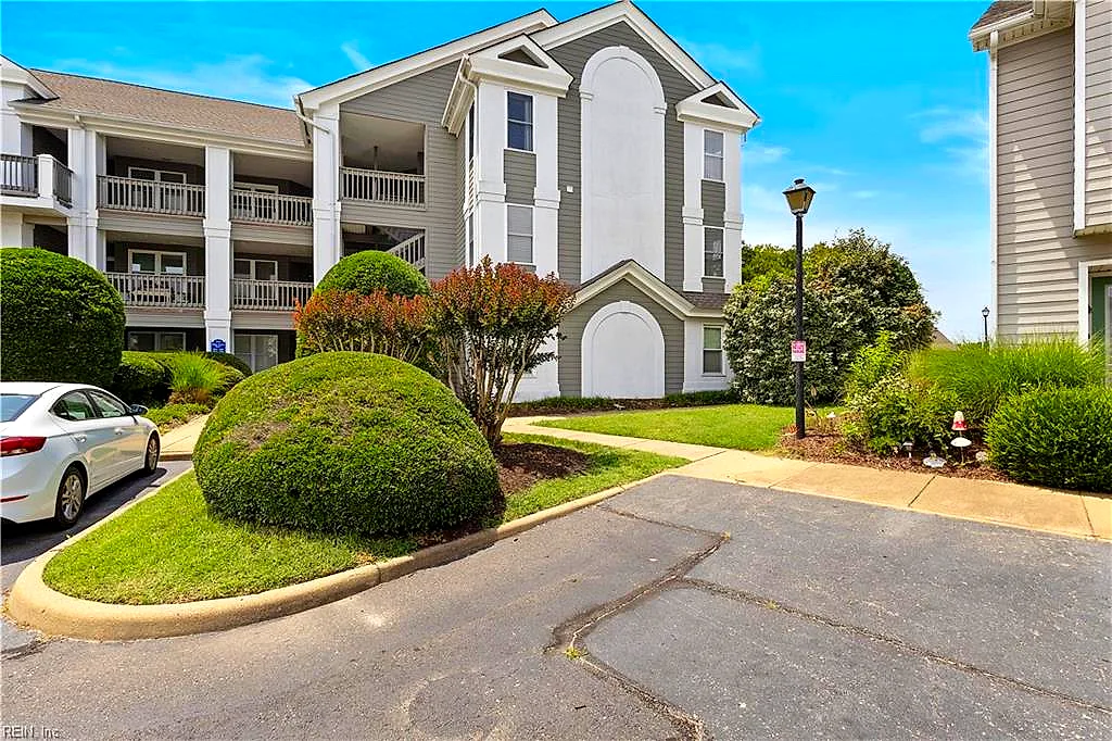 1003 High Dunes Quay #206, Hampton — photo