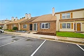 127 Parkway Dr, Hampton — photo