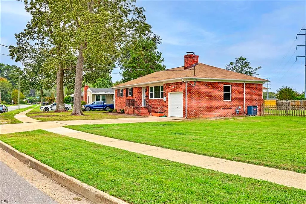7825 Walters Dr, Norfolk — photo