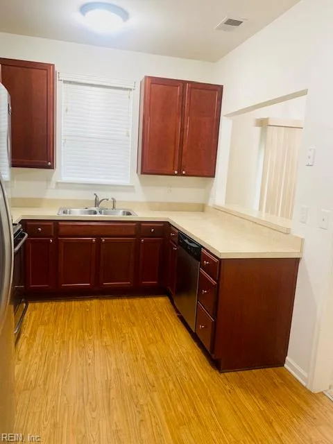 347 Holyoke Ln, Chesapeake — photo