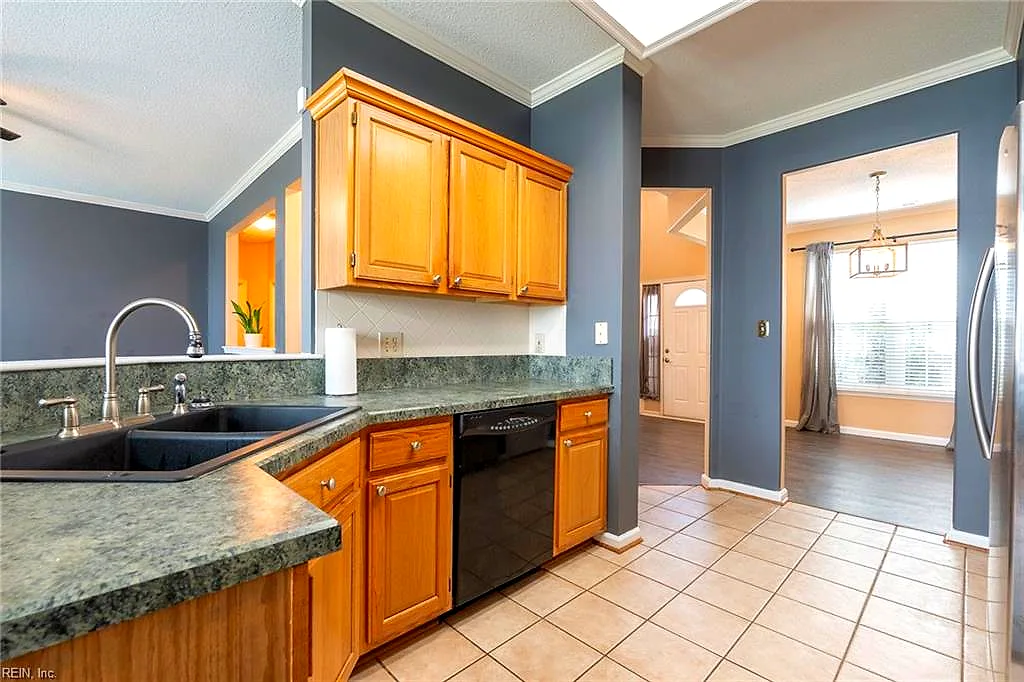 518 Whisper Walk, Chesapeake — photo