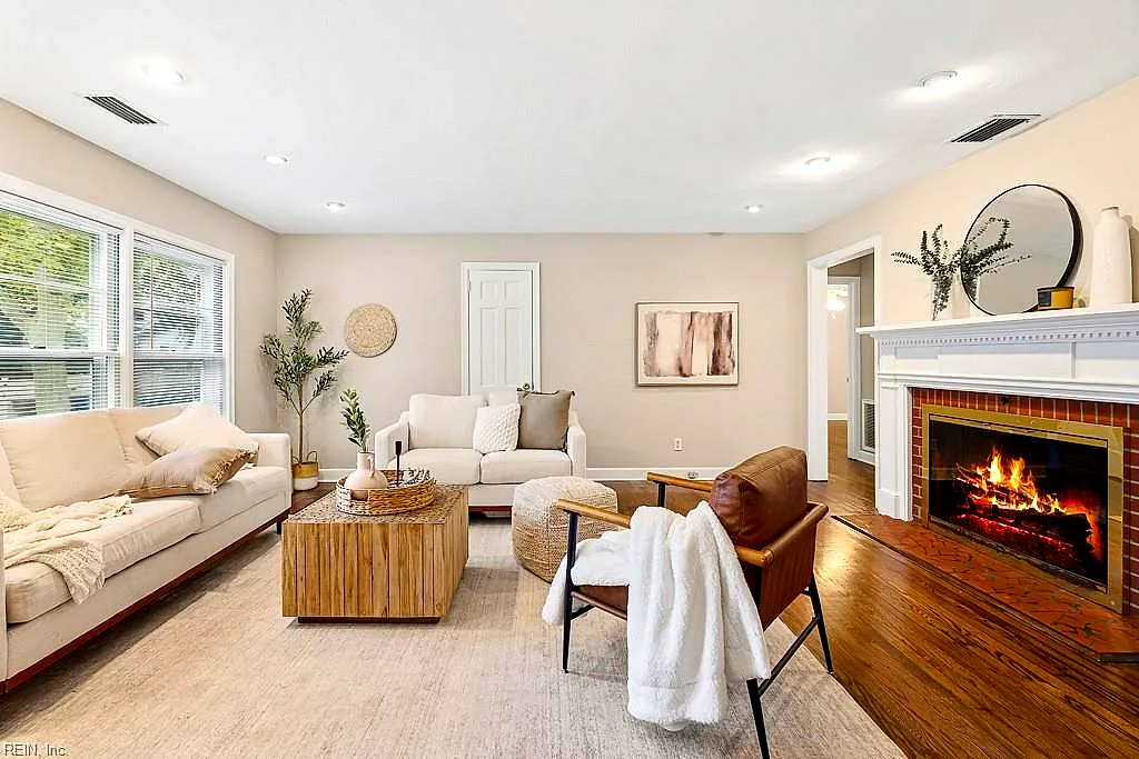1440 Huntington Cres, Norfolk — photo