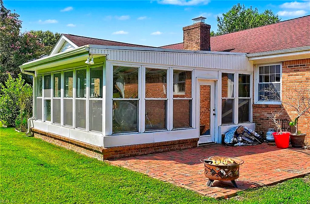816 Adrian Dr, Virginia Beach — photo