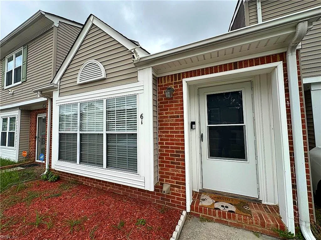 61 Riverchase Dr, Hampton — photo