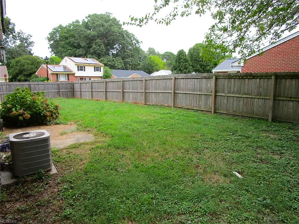 306 Woodland Rd, Hampton — photo