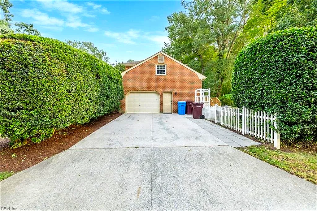 3240 Morningside Dr, Chesapeake — photo