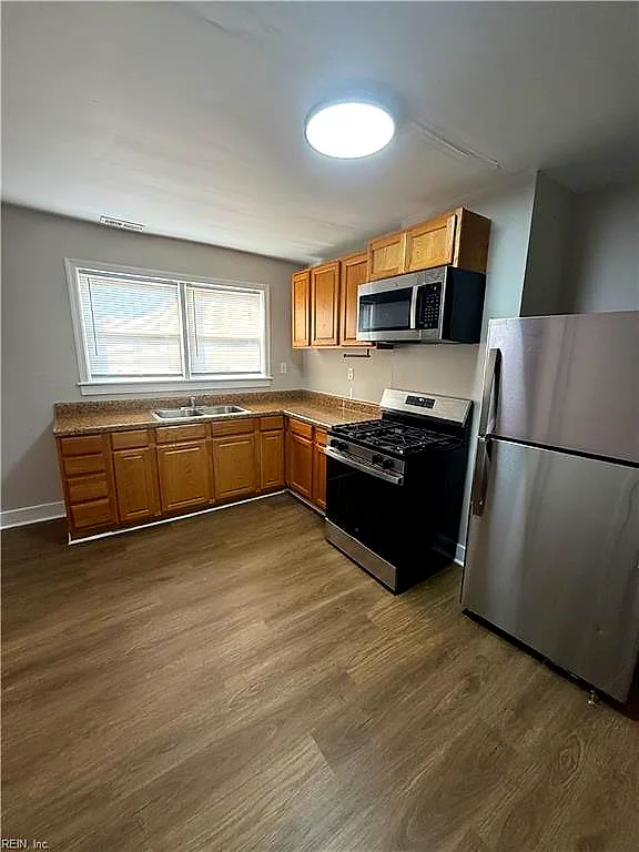180 W Balview Ave, Norfolk — photo