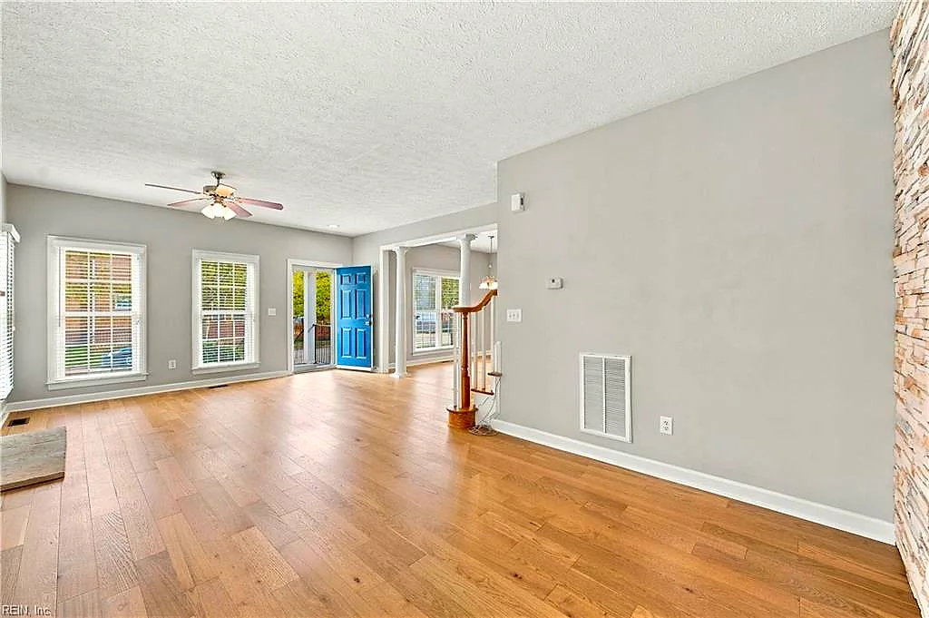 303 Herman Melville Ave, Newport News — photo